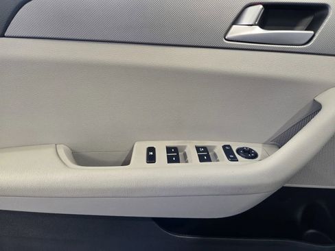 Used 2016 Hyundai Sonata SE image 13