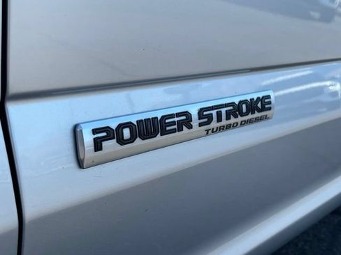 Used 2018 Ford F150 Platinum w/ Equipment Group 701A Luxury AWD/4WD image 7
