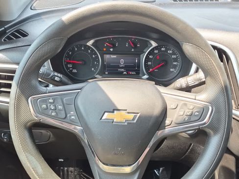 Used 2020 Chevrolet Equinox LT FWD image 15