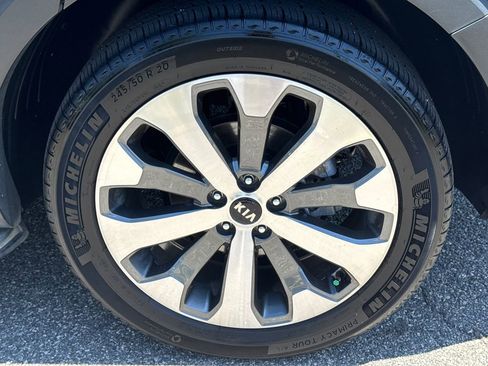 Used 2021 Kia Telluride EX w/ EX Premium Package AWD/4WD image 20