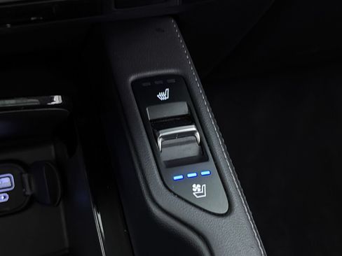 Certified 2021 Kia Telluride EX w/ EX Premium Package AWD/4WD image 8