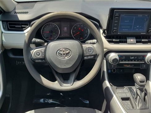 Certified 2020 Toyota RAV4 XLE FWD image 20
