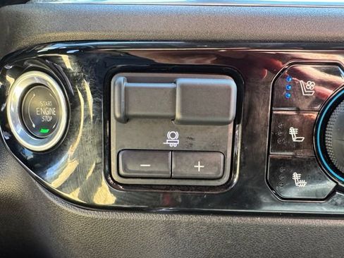 Used 2025 Chevrolet Silverado 3500 LTZ w/ LTZ Plus Package AWD/4WD image 32