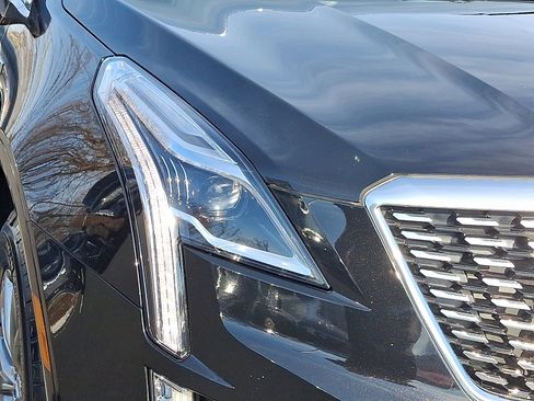 Certified 2023 Cadillac XT5 Premium Luxury image 10
