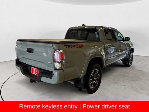 Used 2022 Toyota Tacoma TRD Sport w/ Technology Package AWD/4WD image 6