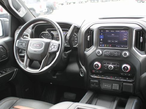 Used 2020 GMC Sierra 1500 AT4 w/ AT4 Premium Package image 10