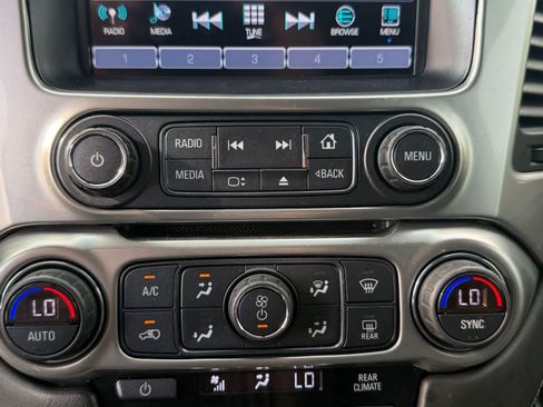Used 2017 Chevrolet Suburban LS AWD/4WD image 27