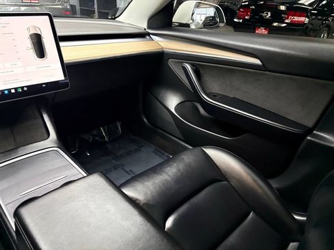 Used 2021 Tesla Model 3 Standard Range Plus RWD image 36