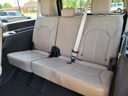 Used 2024 Ford Expedition Max Limited image 21