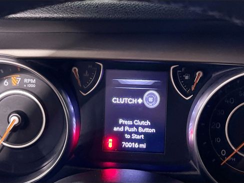 Used 2018 Jeep Wrangler Sport image 23