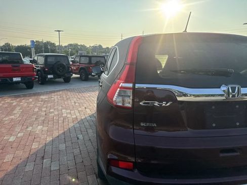 Used 2016 Honda CR-V EX image 10