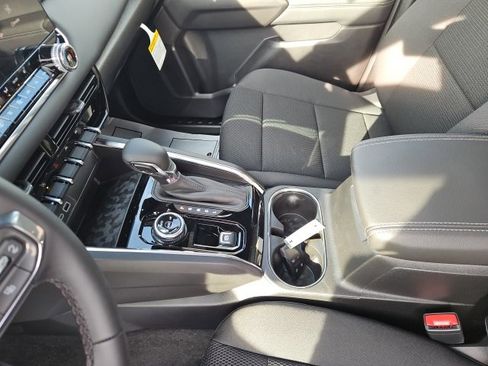 New 2026 GMC Canyon Elevation w/ Convenience Package image 27