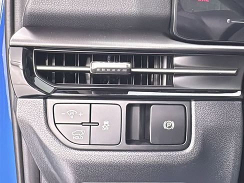 New 2026 Kia Sportage EX image 33