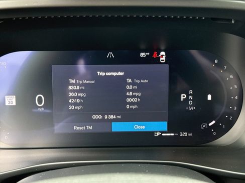 Certified 2026 Volvo XC40 B5 Plus AWD/4WD image 14