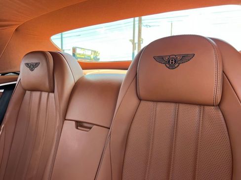 Used 2014 Bentley Continental GT image 19