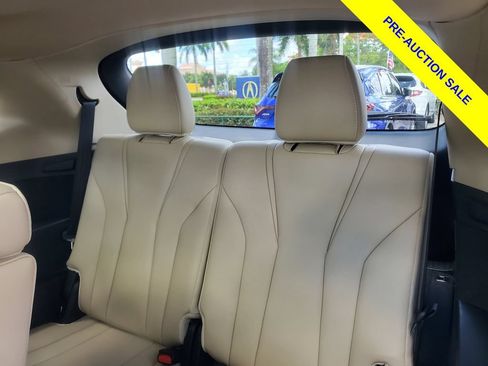 Certified 2022 Acura MDX FWD w/ Technology Package image 14