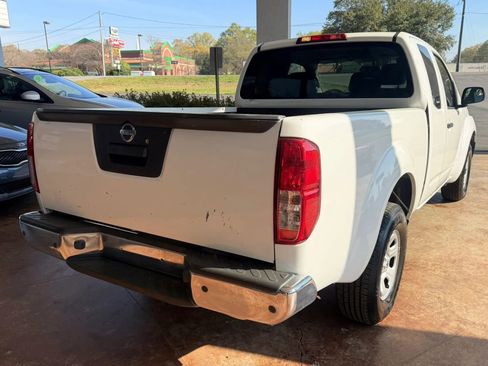 Used 2016 Nissan Frontier S image 6