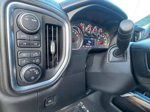 Used 2022 Chevrolet Silverado 1500 RST w/ Texas Edition Plus AWD/4WD image 6