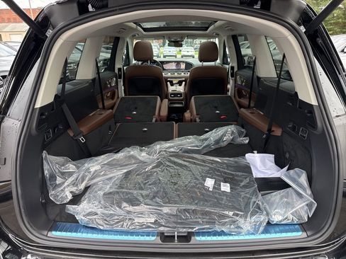 New 2026 Mercedes-Benz GLS 450 4MATIC image 31