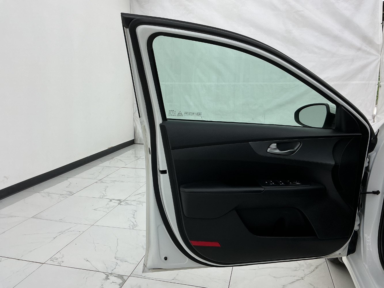 Used 2020 Kia Forte LXS FWD image 18