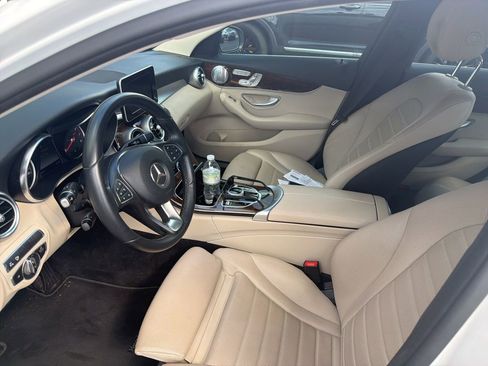 Used 2018 Mercedes-Benz C 300 Sedan image 5