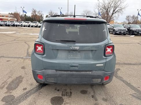 Used 2018 Jeep Renegade Latitude image 7