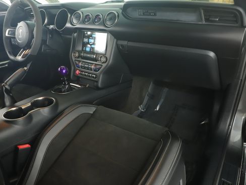 Used 2016 Ford Mustang Shelby GT350 w/ Technology Package image 22