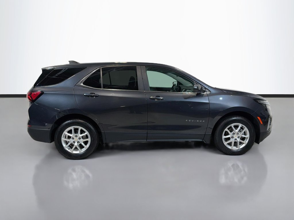 Used 2023 Chevrolet Equinox LT w/ LPO, Floor Liner Package AWD/4WD image 10