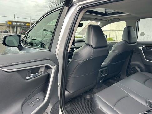 Certified 2025 Toyota RAV4 Limited w/ Advanced Technology Package image 11