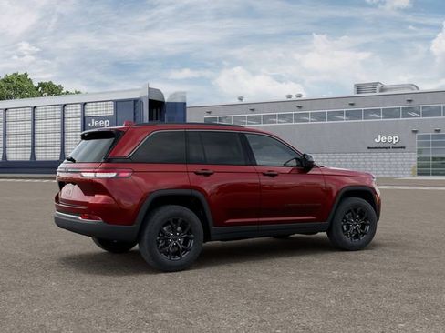 New 2026 Jeep Grand Cherokee Altitude image 5