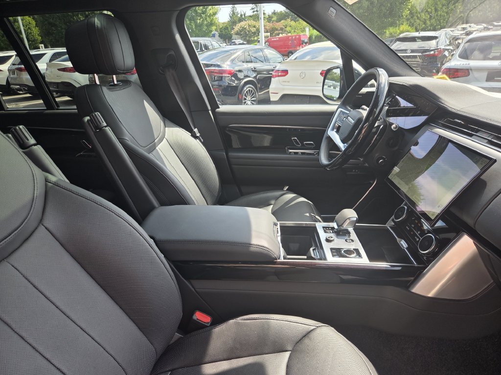 Used 2023 Land Rover Range Rover SE AWD/4WD image 33