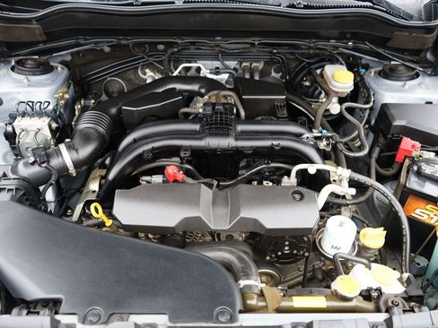 Used 2017 Subaru Forester 2.5i Limited image 8