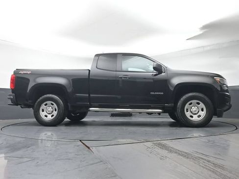 Used 2017 Chevrolet Colorado W/T w/ WT Convenience Package AWD/4WD image 27