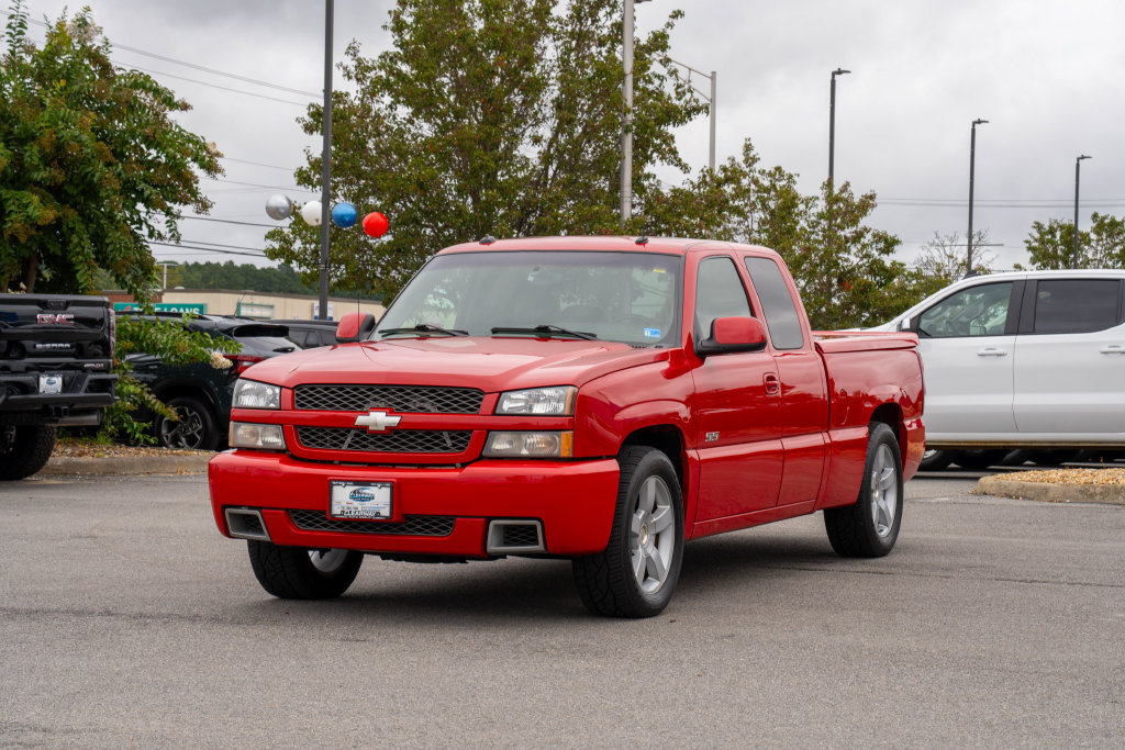 Used 2003 Chevrolet Silverado 1500 SS AWD/4WD image 3