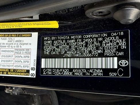 Used 2018 Toyota Camry LE image 30