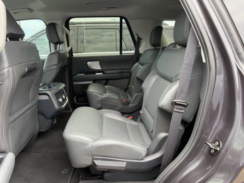 New 2026 Ford Expedition Active RWD image 27