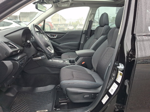 Used 2024 Subaru Forester Premium AWD/4WD image 15