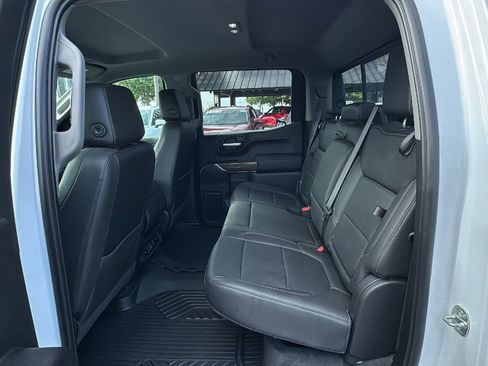 Used 2021 Chevrolet Silverado 1500 LT w/ Convenience Package II RWD image 16