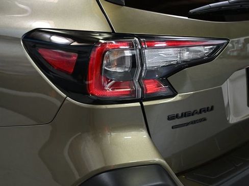 Used 2025 Subaru Outback Onyx Edition AWD/4WD image 19