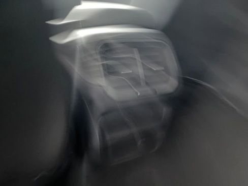 Used 2024 Volkswagen Tiguan S image 19