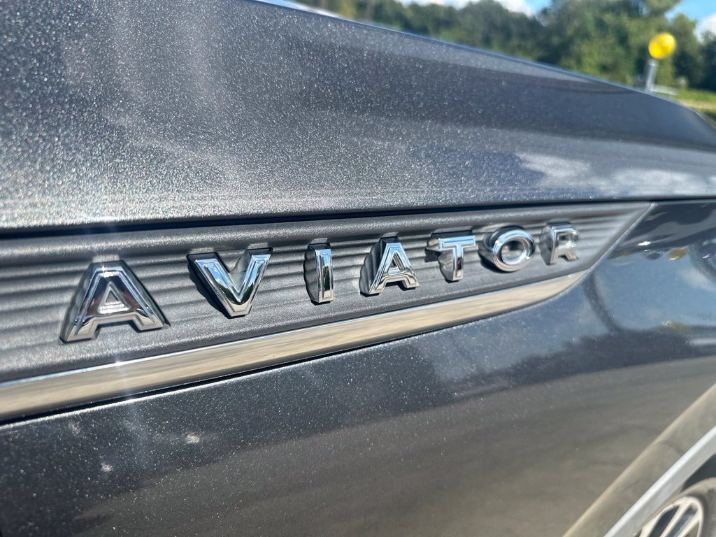 Used 2020 Lincoln Aviator Reserve w/ Equipment Group 201A RWD image 13