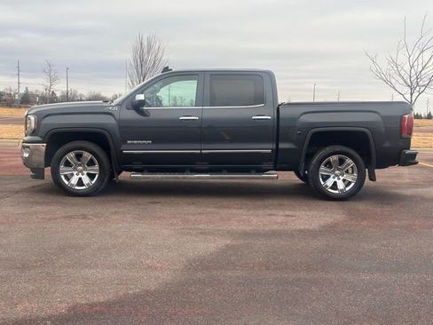 Used 2018 GMC Sierra 1500 SLT image 7