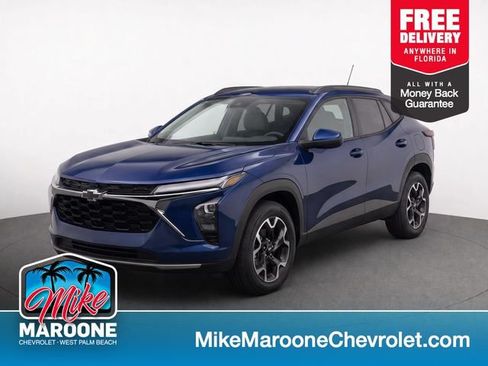Used 2024 Chevrolet Trax LT w/ Driver Confidence Package FWD image 1