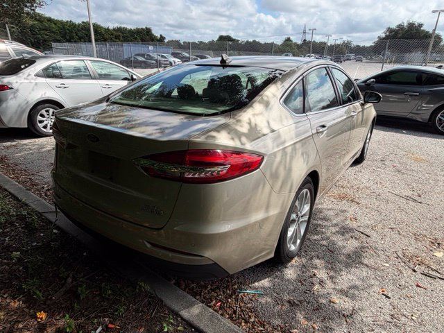 Used 2019 Ford Fusion SEL FWD image 3