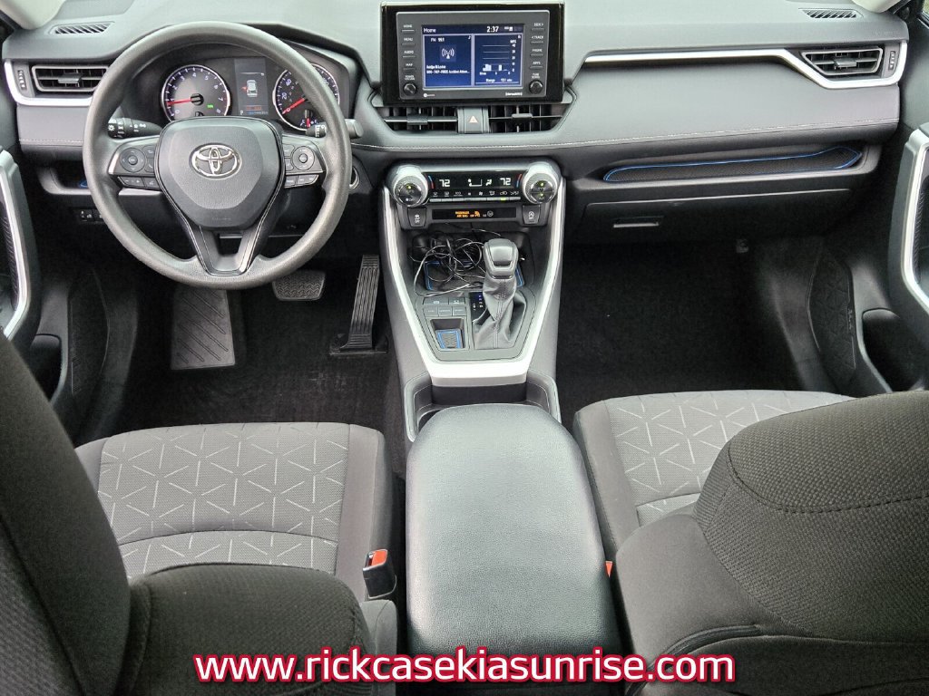 Used 2021 Toyota RAV4 XLE FWD image 12