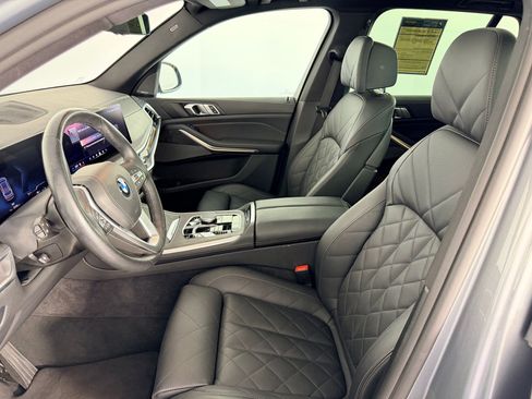 Certified 2025 BMW X5 xDrive40i image 5