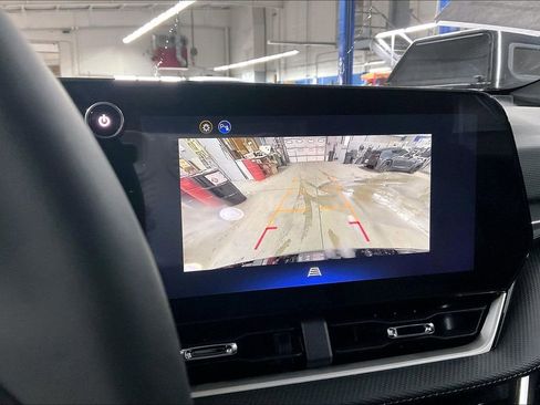 Used 2026 Chevrolet Equinox LT w/ LPO, Floor Liner Package image 17