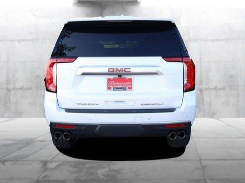 Used 2023 GMC Yukon Denali AWD/4WD image 6
