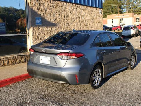 Used 2024 Toyota Corolla LE image 4