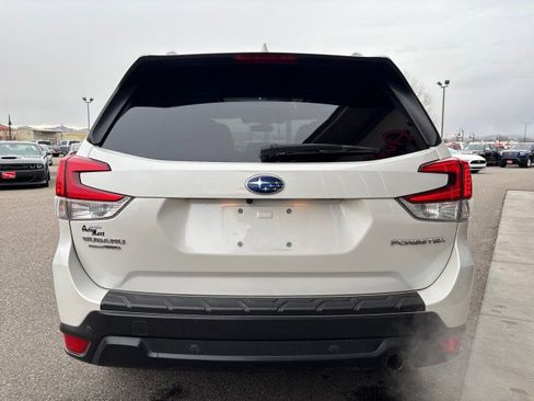 Used 2019 Subaru Forester Limited image 4